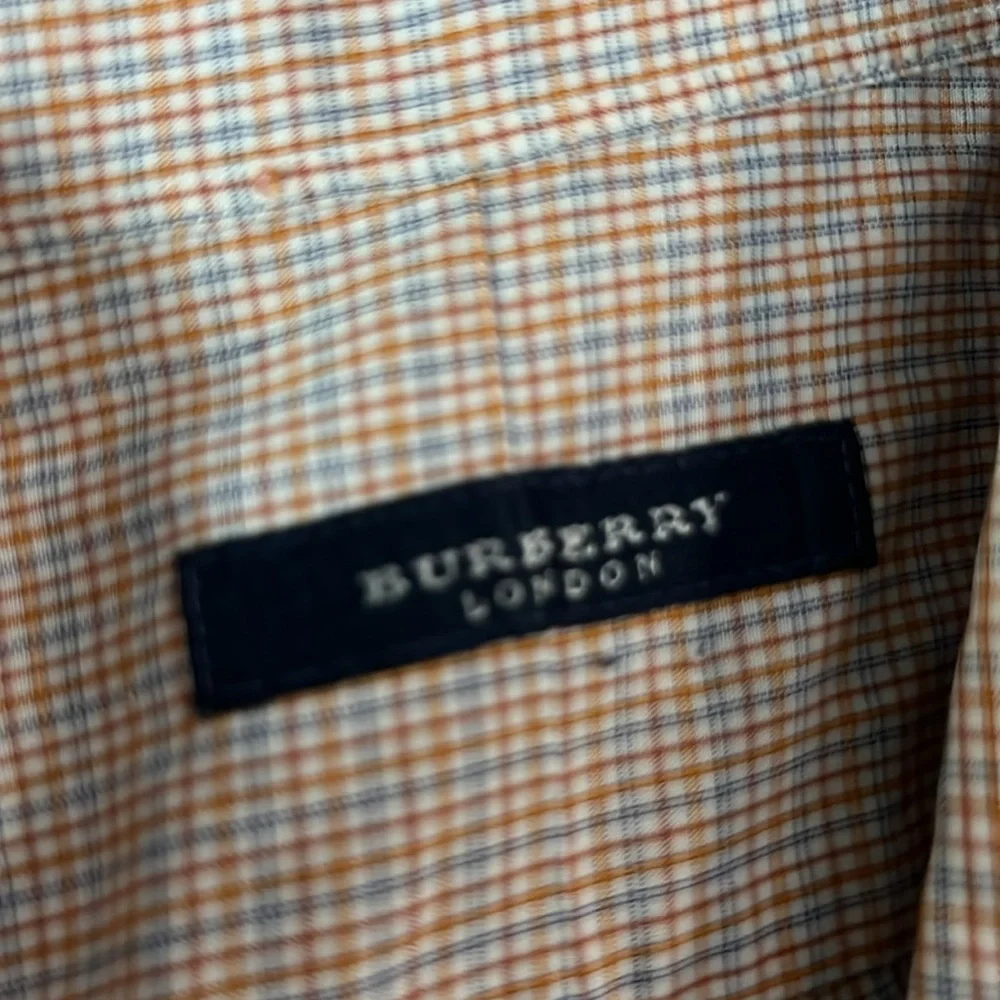 Burberry Tan Blue and White Dress Shirt Classic Design, length 30, flat 23